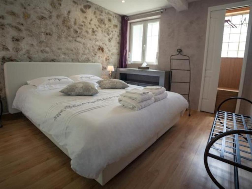 Hotel Le Corrigot Pierry Pokoj fotografie